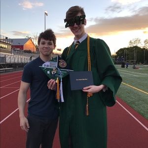 Meet your Posher, Dustin